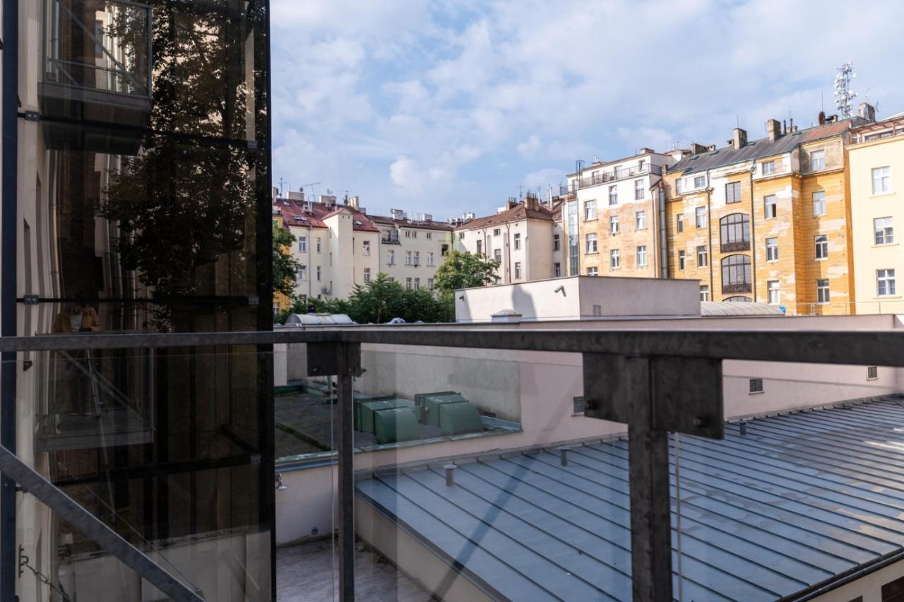Designed Apartment Next To Vaclav Square With Terrace And Private Garage Praha Eksteriør bilde