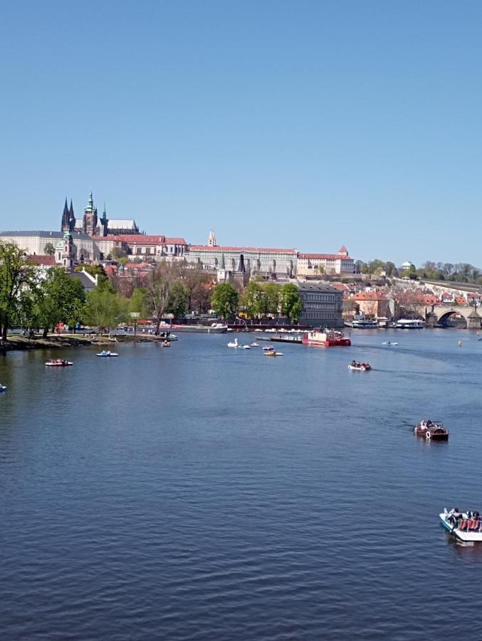 Designed Apartment Next To Vaclav Square With Terrace And Private Garage Praha Eksteriør bilde