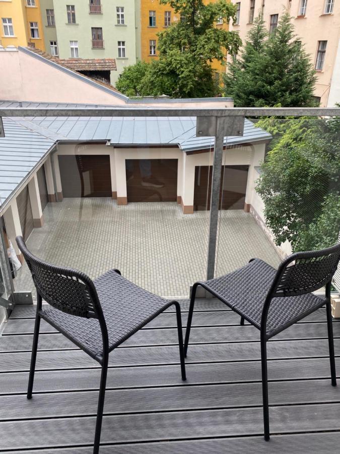 Designed Apartment Next To Vaclav Square With Terrace And Private Garage Praha Eksteriør bilde