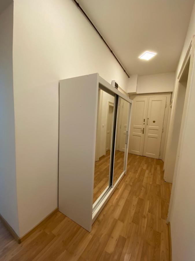 Designed Apartment Next To Vaclav Square With Terrace And Private Garage Praha Eksteriør bilde